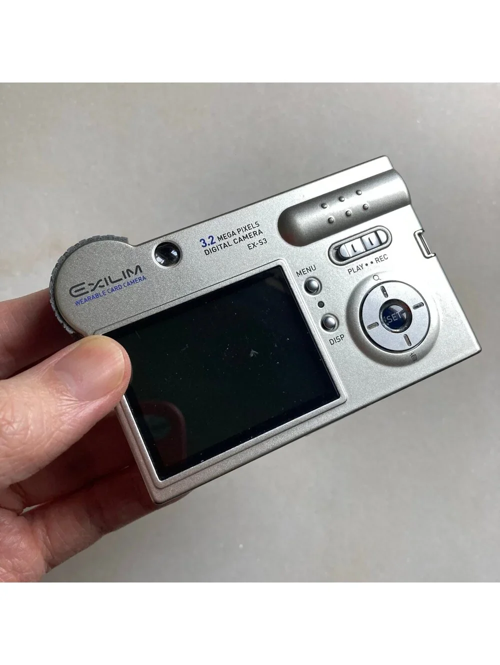 Casio Exilim EX-S3 Slim Digital Toy Camera Compact Point and Shoot Tested